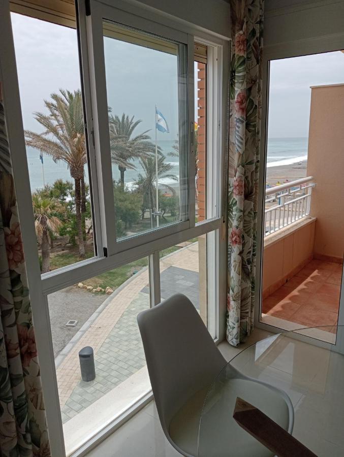 Primera Linea De Playa A 10 Min Estepona San Luis de Sabinillas Zewnętrze zdjęcie